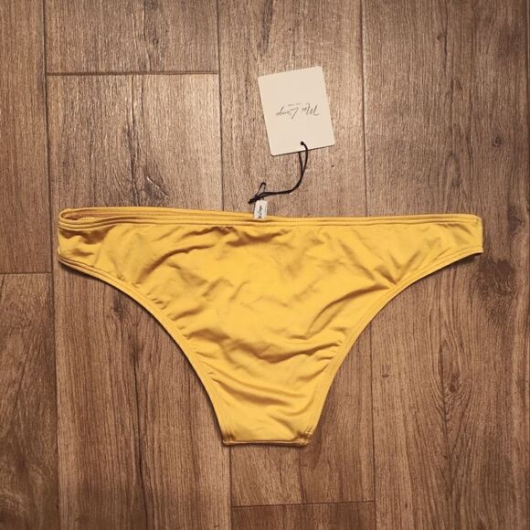 Mei L'ange Lynn Ultility Swimsuit 2 Piece Bikini Set Yellow Size L - Picture 10 of 11